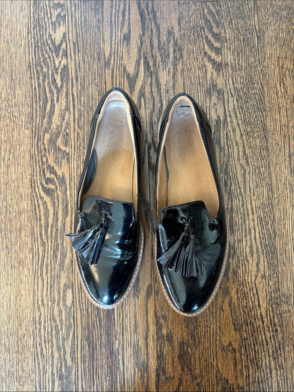 Naturalizer Black Patent Tassel Loafers — Women's Slip-On Flats